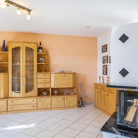 Einfamilienhaus Mit Garten Vakantiehuis *