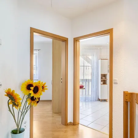 Einfamilienhaus Mit Garten Vakantiehuis *